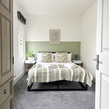 Stylish & Spacious City Centre 3-Bedroom Townhouse - Sleeps 6 Cantorbéry Extérieur photo