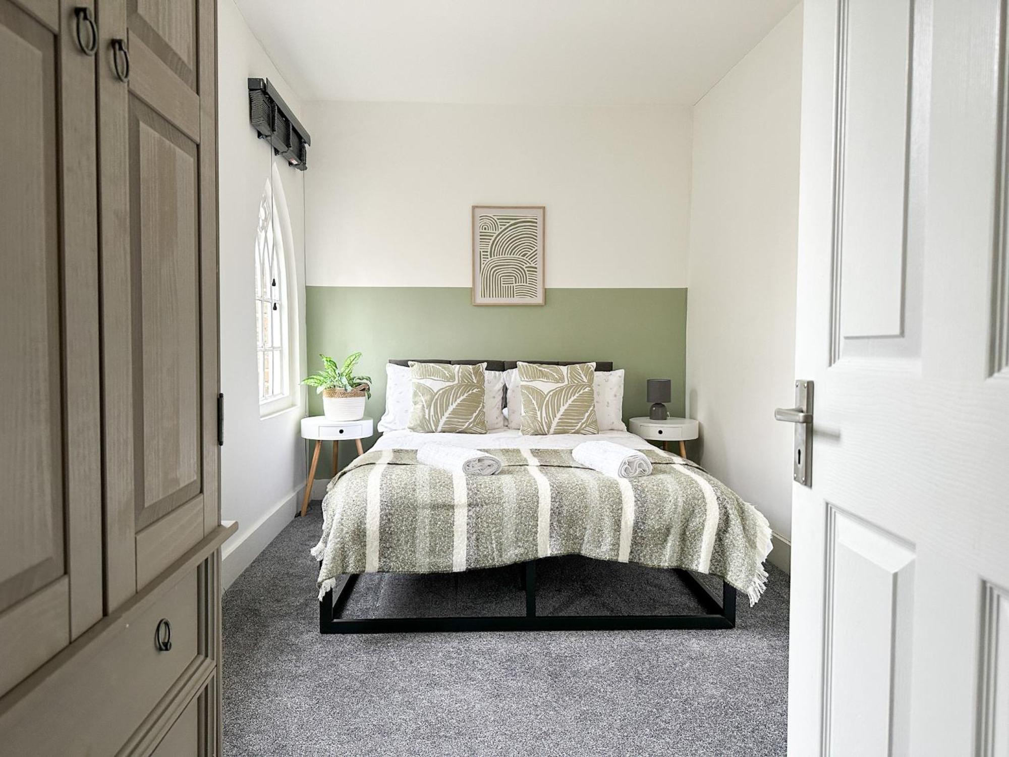 Stylish & Spacious City Centre 3-Bedroom Townhouse - Sleeps 6 Cantorbéry Extérieur photo